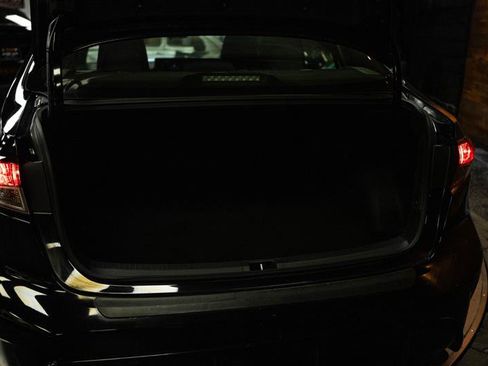 Used 2024 Toyota Corolla SE FWD image 7