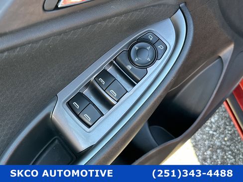 Used 2024 Chevrolet Malibu LT image 22