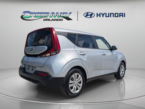 Used 2020 Kia Soul LX FWD image 8