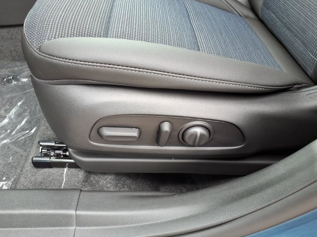 New 2026 Buick Envista Sport Touring w/ Convenience I Package FWD image 14