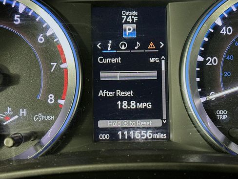 Used 2016 Toyota Highlander XLE AWD/4WD image 19