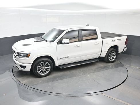 Used 2019 RAM 1500 Laramie w/ Sport Appearance Package RWD image 17