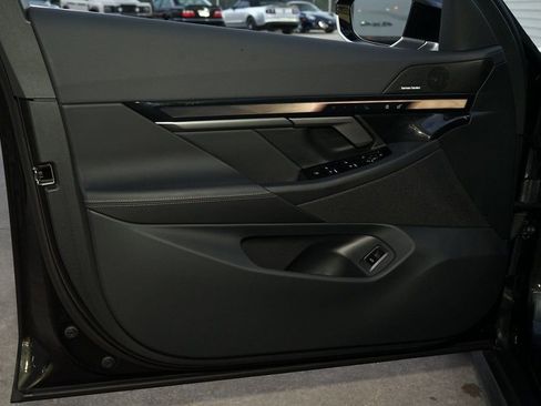 Used 2026 BMW 540i xDrive image 24