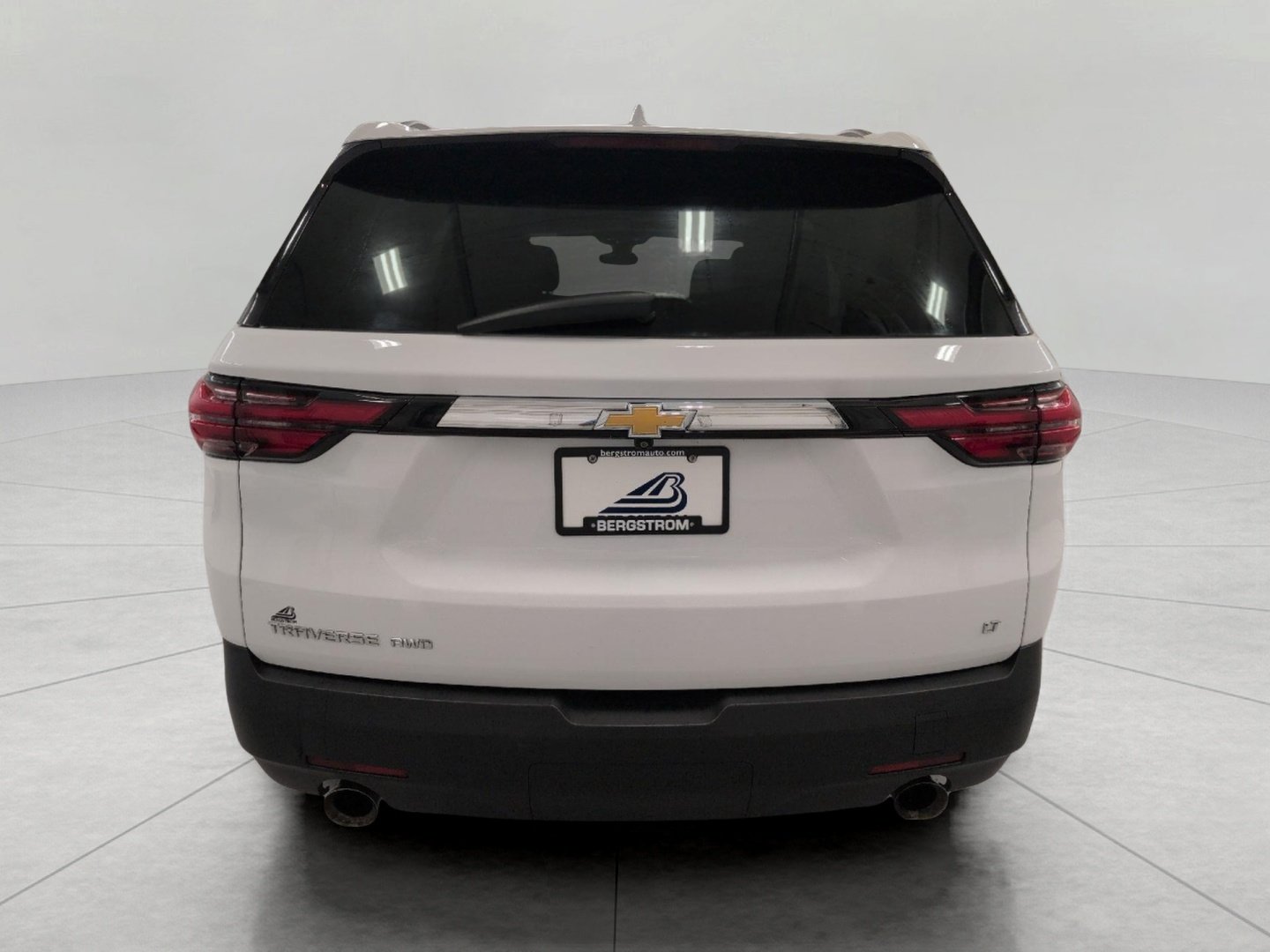 Used 2023 Chevrolet Traverse LT w/ LPO, Floor Liner Package AWD/4WD image 26