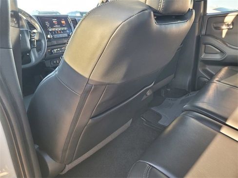 Used 2022 Nissan Frontier PRO-4X w/ Pro-4X Premium Package image 14