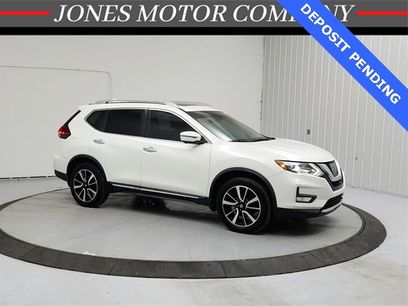Used 2017 Nissan Rogue SL