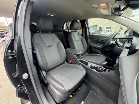 Used 2025 Buick Encore GX Preferred AWD/4WD image 35