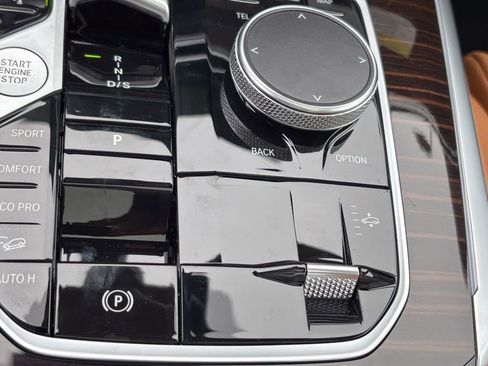 New 2026 BMW X7 xDrive40i image 27