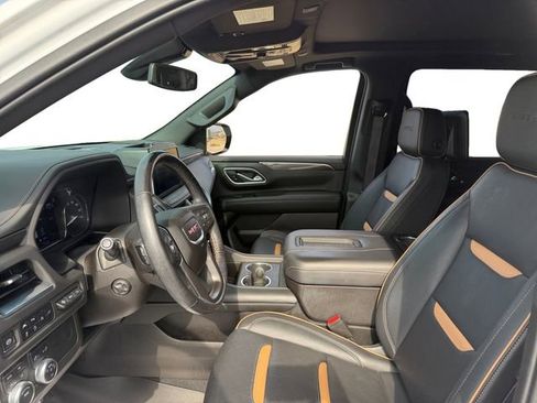 Used 2021 GMC Yukon XL AT4 w/ AT4 Premium Package image 10