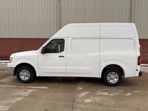 Used 2013 Nissan NV 2500 S w/ Side Curtain Airbag Pkg image 5