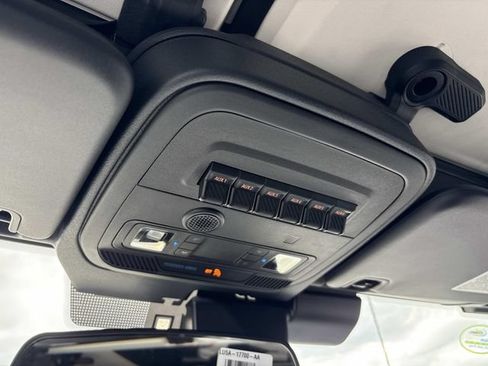 New 2026 Ford Bronco Badlands AWD/4WD image 31
