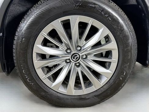 Used 2024 MAZDA CX-90 3.3 Turbo w/ Preferred Plus AWD/4WD image 31