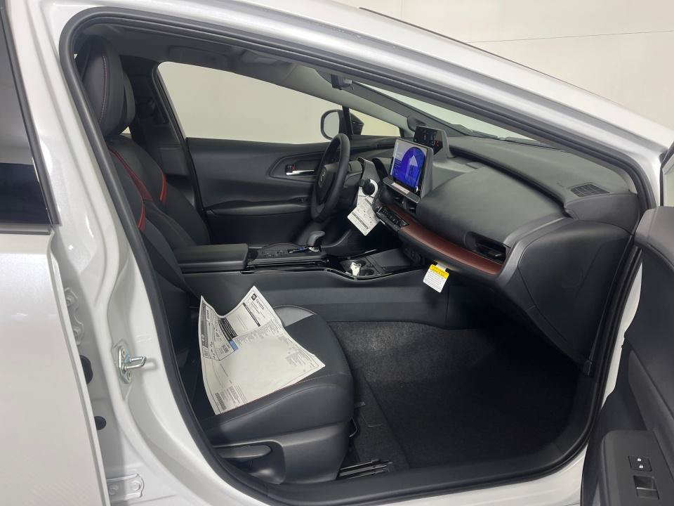 New 2026 Toyota Prius Plug-In Hybrid w/ Limited Premium Package FWD image 25