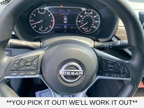 Used 2025 Nissan Altima 2.5 SV FWD image 15