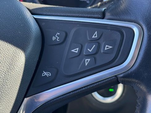 Used 2022 Chevrolet Equinox LT image 18