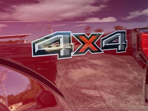 Used 2019 Ford F150 Platinum w/ Equipment Group 701A Luxury image 33