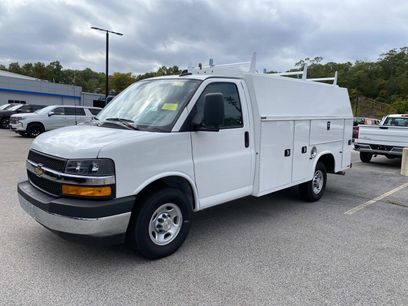 New 2024 Chevrolet Express 3500 w/ Power Convenience Package