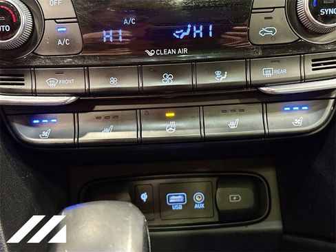 Used 2020 Hyundai Santa Fe Limited w/ Cargo Package image 18