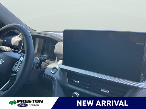 Used 2025 Ford Explorer ST AWD/4WD image 14