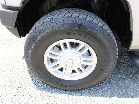 Used 2007 HUMMER H3 AWD/4WD image 25