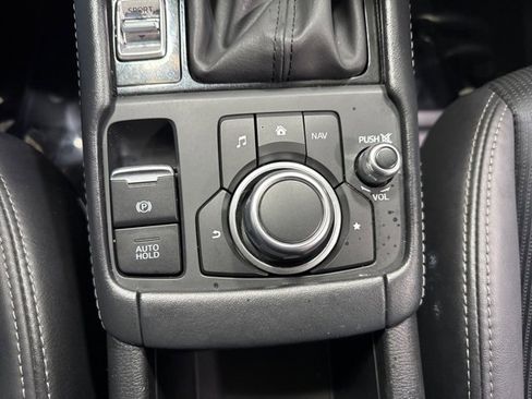 Used 2019 MAZDA CX-3 Touring w/ Preferred Equipment Package image 21