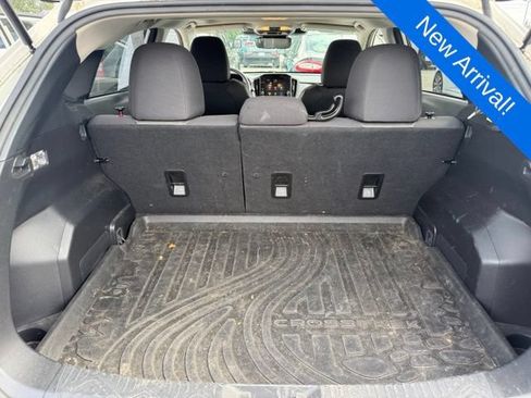 Used 2024 Subaru Crosstrek 2.0i Premium AWD/4WD image 9