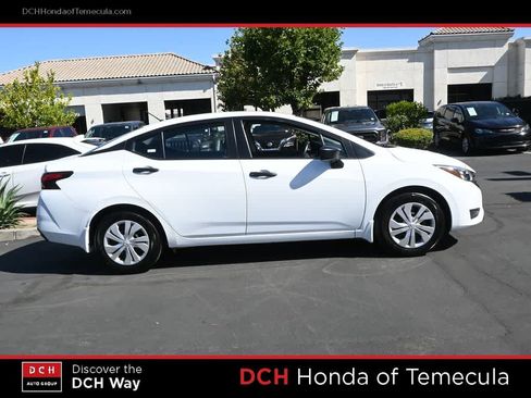 Used 2025 Nissan Versa S w/ Trunk Package FWD image 5