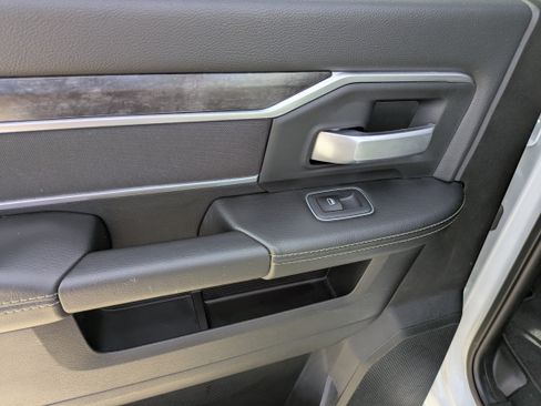 Used 2024 RAM 2500 Big Horn w/ Night Edition image 12