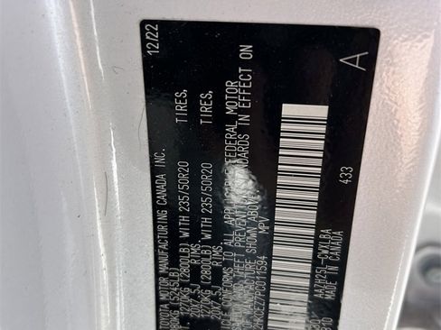 Used 2023 Lexus NX 300h AWD w/ Luxury Package image 10