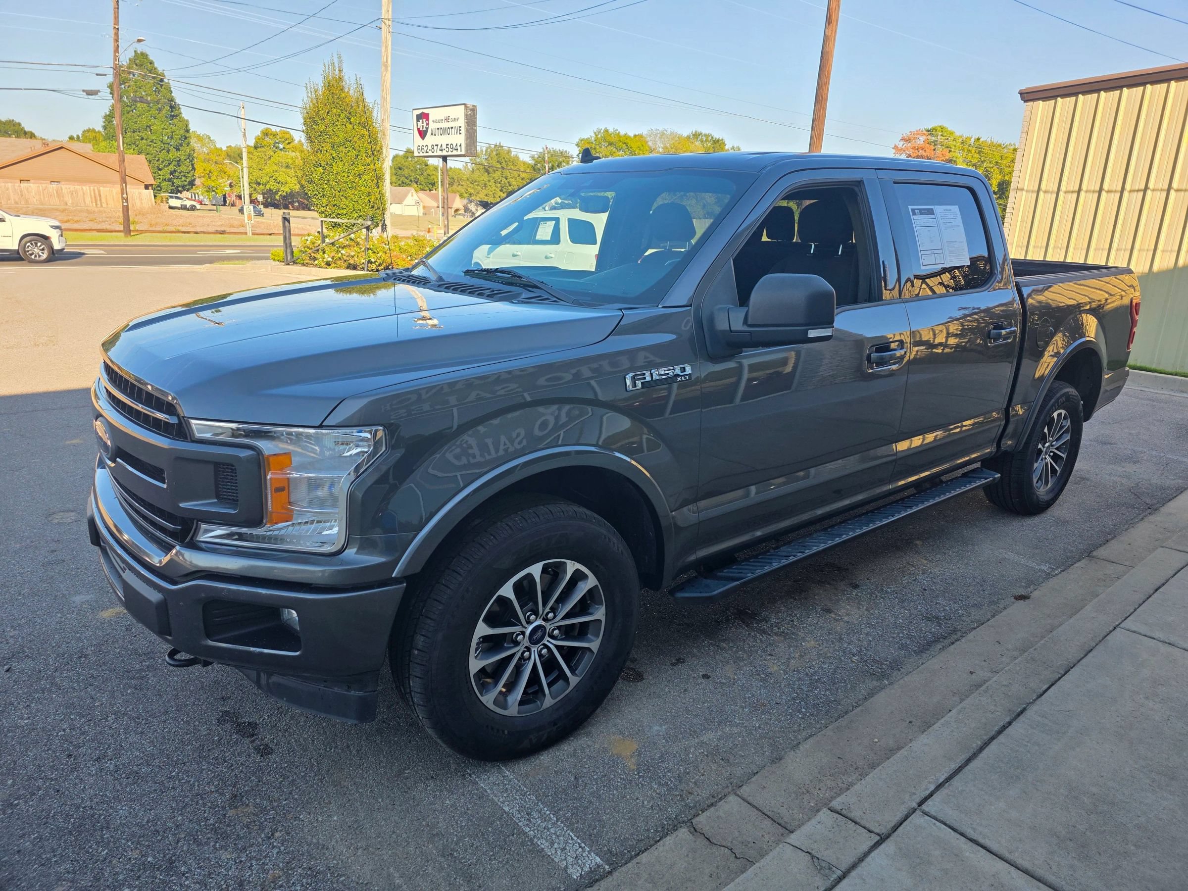 Used 2020 Ford F150 XLT w/ Equipment Group 302A Luxury AWD/4WD image 4