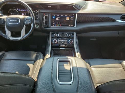 Used 2021 GMC Yukon Denali w/ Denali Ultimate Package AWD/4WD image 15