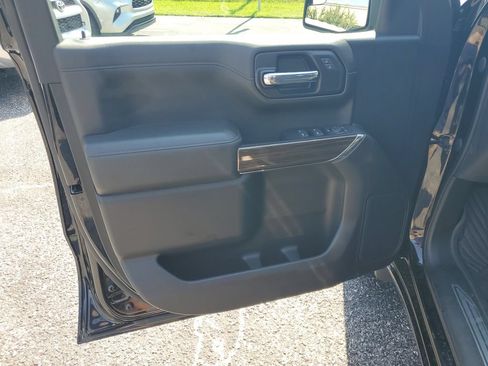 Used 2022 Chevrolet Silverado 1500 RST AWD/4WD image 8