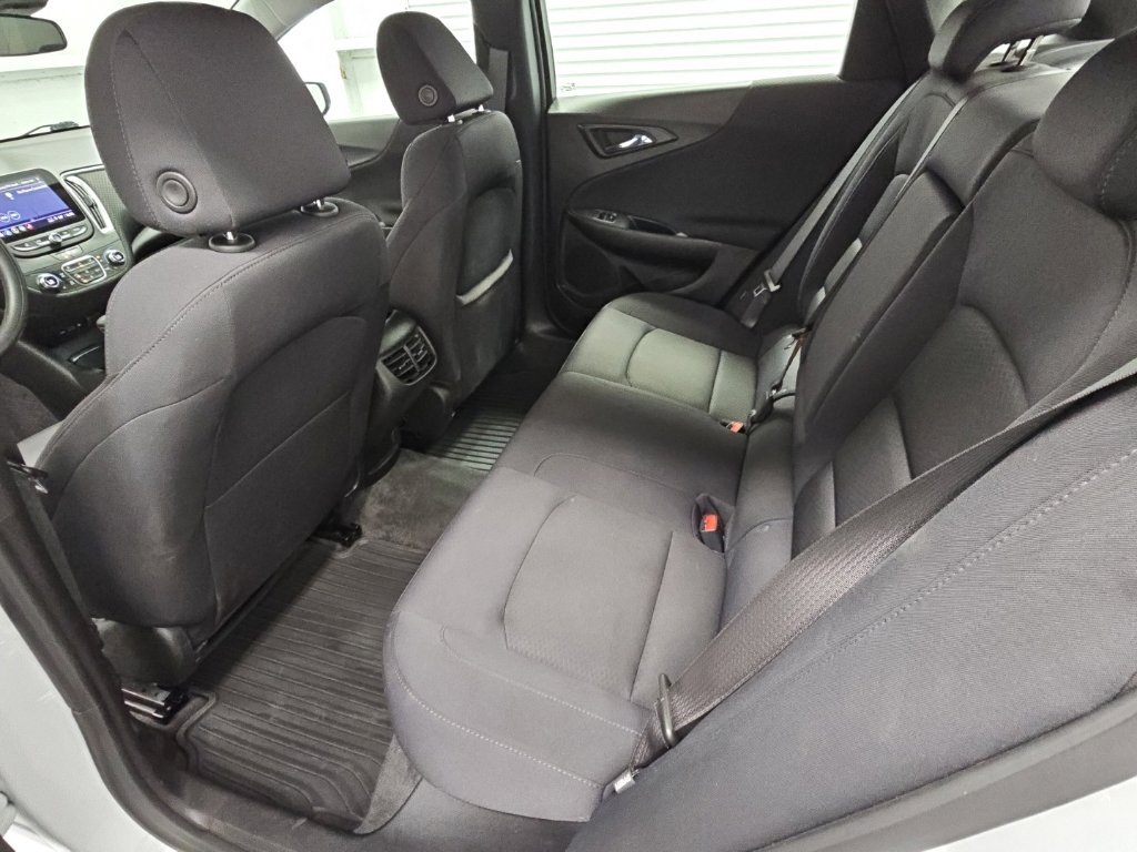 Used 2024 Chevrolet Malibu LT FWD image 31