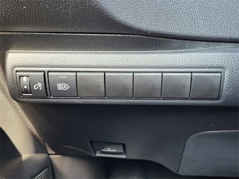 Used 2023 Toyota Corolla LE image 23