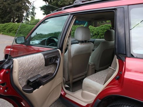 Used 1998 Subaru Forester L AWD/4WD image 14
