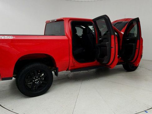 Certified 2023 Chevrolet Silverado 1500 Custom Trail Boss w/ LPO, Dark Essentials Package AWD/4WD image 13