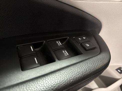 Used 2021 Honda Pilot Special Edition image 12