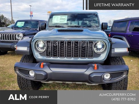 New 2025 Jeep Gladiator Mojave w/ Safety Group AWD/4WD image 18