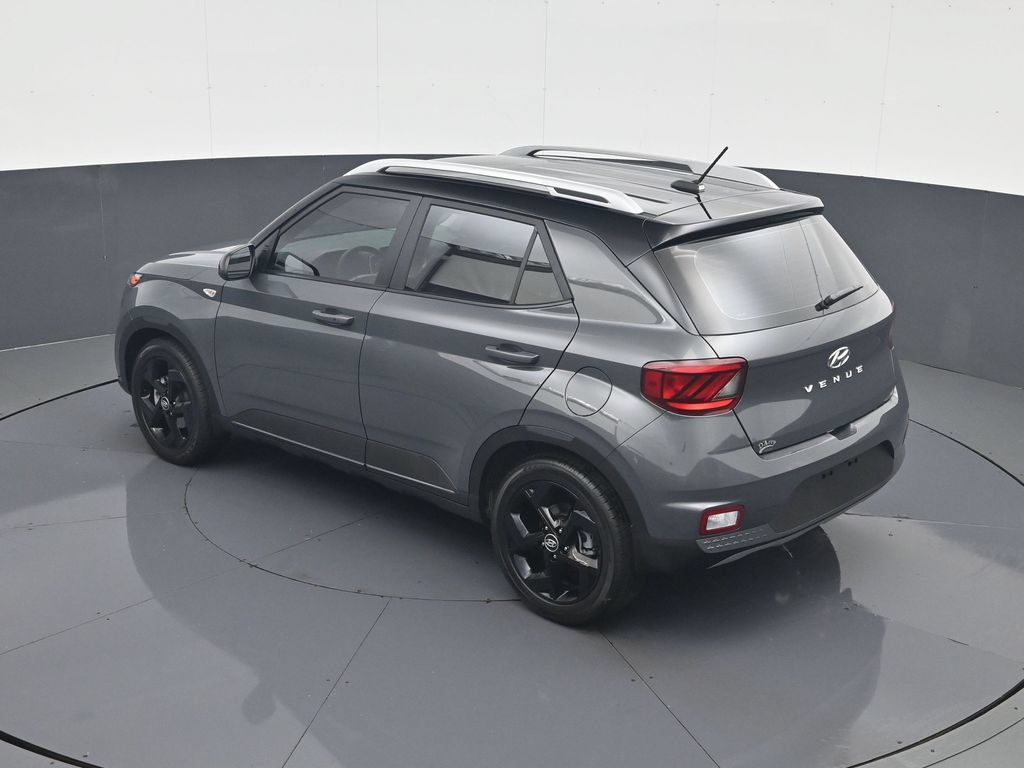Certified 2026 Hyundai Venue SEL FWD image 20