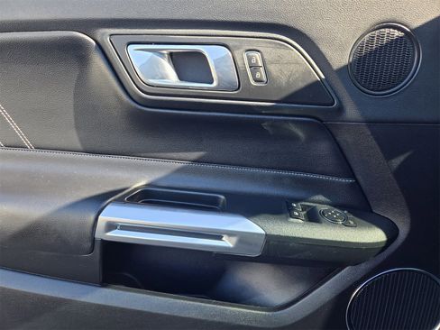 Used 2018 Ford Mustang GT Premium w/ Black Accent Package image 21