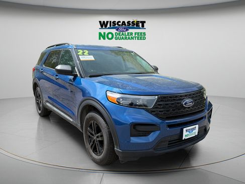 Certified 2022 Ford Explorer XLT w/ Class IV Trailer Tow Package AWD/4WD image 30