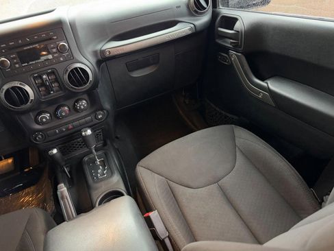 Used 2015 Jeep Wrangler Unlimited Sport w/ Quick Order Package 24S image 15