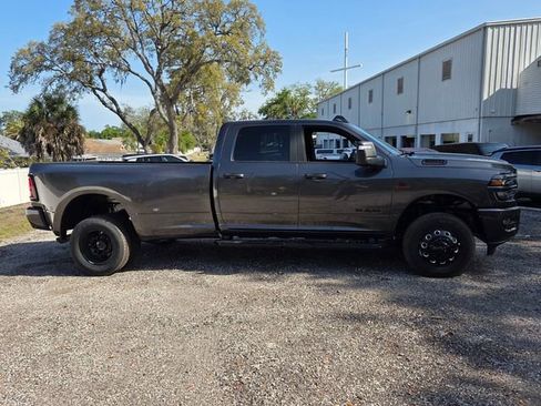 New 2026 RAM 3500 Big Horn AWD/4WD image 9