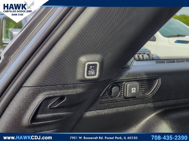 Certified 2025 Jeep Grand Cherokee Altitude AWD/4WD image 28