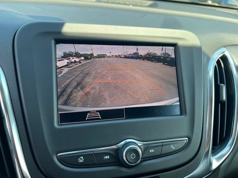 Certified 2024 Chevrolet Equinox LT FWD image 22