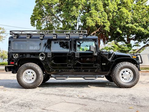Used 2004 HUMMER H1 4-Door Wagon AWD/4WD image 8