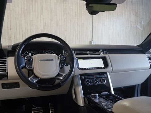 Used 2017 Land Rover Range Rover Supercharged image 11