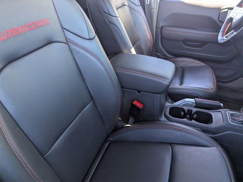 Used 2020 Jeep Gladiator Rubicon image 10