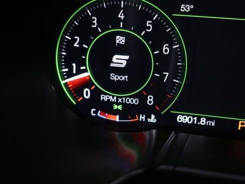 Used 2022 Ford Mustang Shelby GT500 w/ Carbon Fiber Track Pack image 95