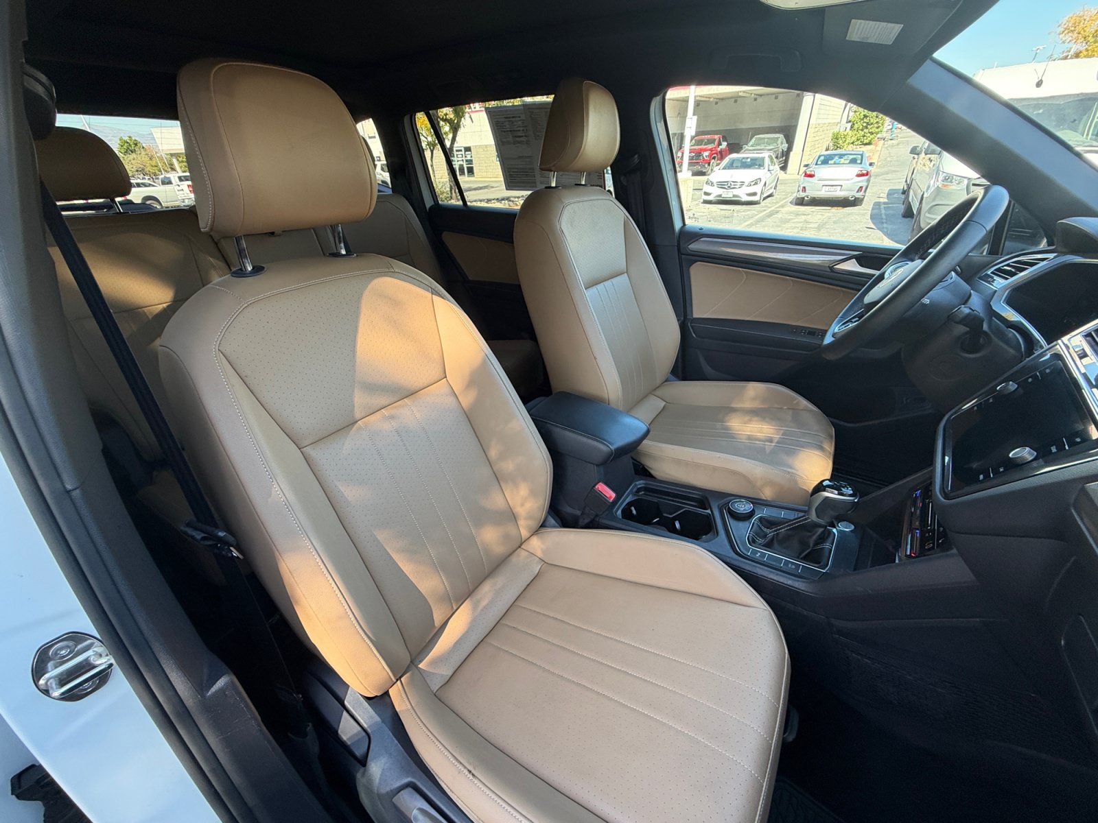 Used 2023 Volkswagen Tiguan SE R-Line AWD/4WD image 19
